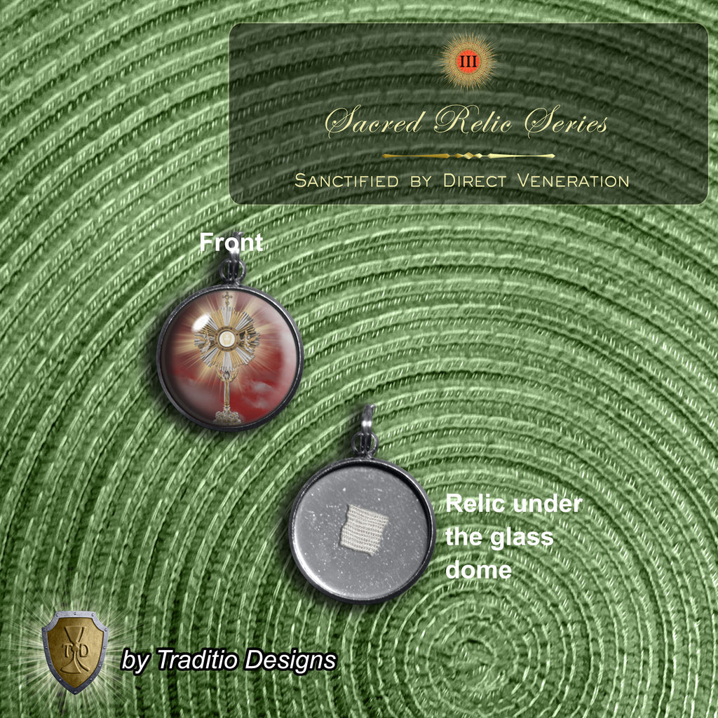 Most Blessed Sacrament Limited Edition Majestic Relic Chaplet | Healing of Mind, Body & Spirit | Alabaster Stones | 3rd Class Relic of Christ's Life & Passion | Includes Instruction Prayer Card