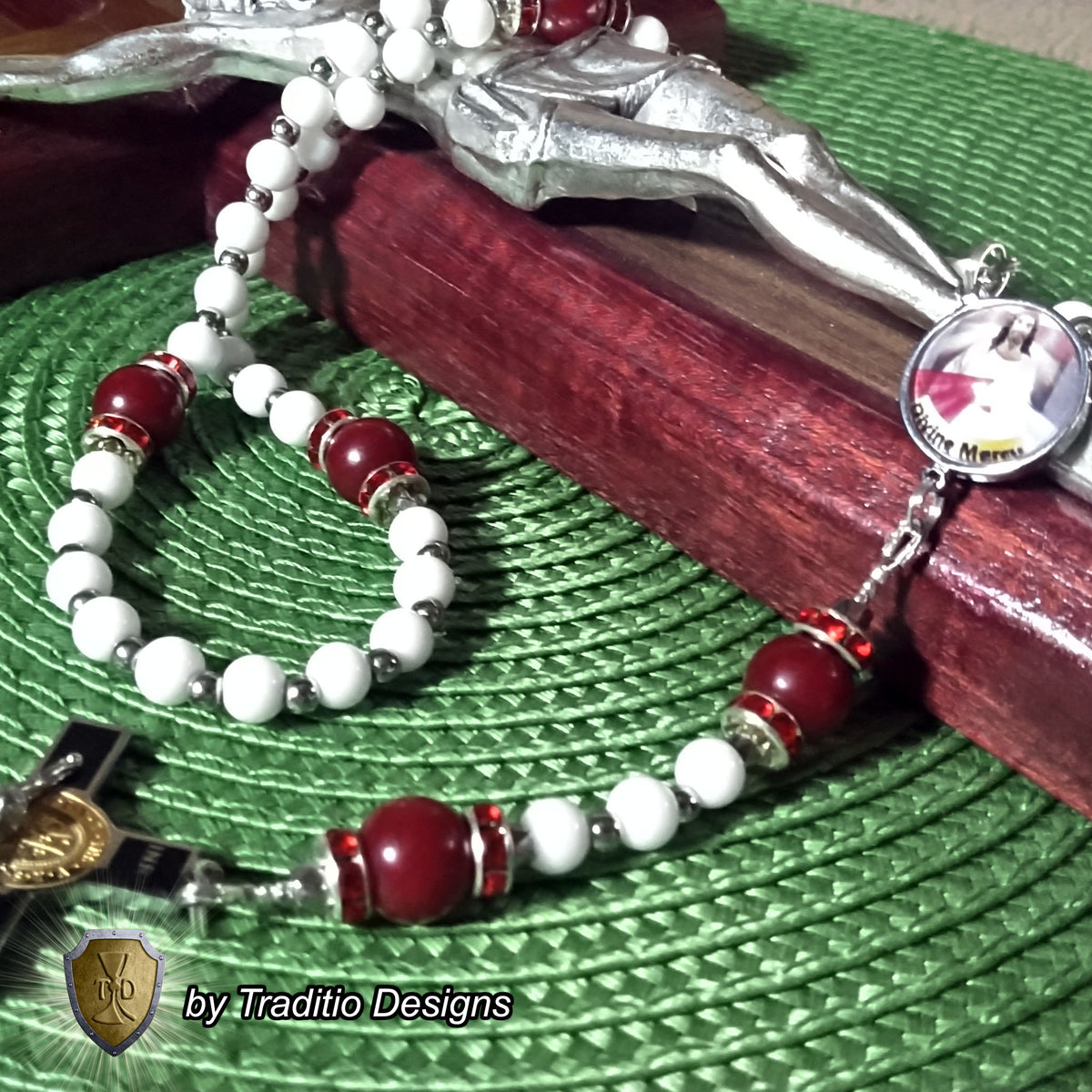 Divine Mercy Limited Edition Majestic Relic Rosary | 18K Gold Plated Accent | Divine Mercy Chaplet, Trust & Spiritual Healing | White Alabaster & Ruby Red Jade | 3rd Class Relic